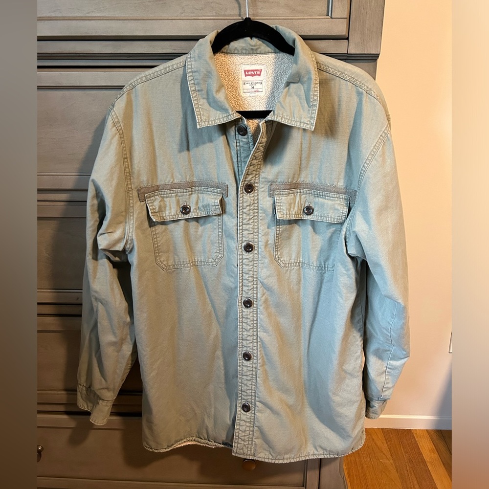 Levi’s Sherpa Shacket Size M